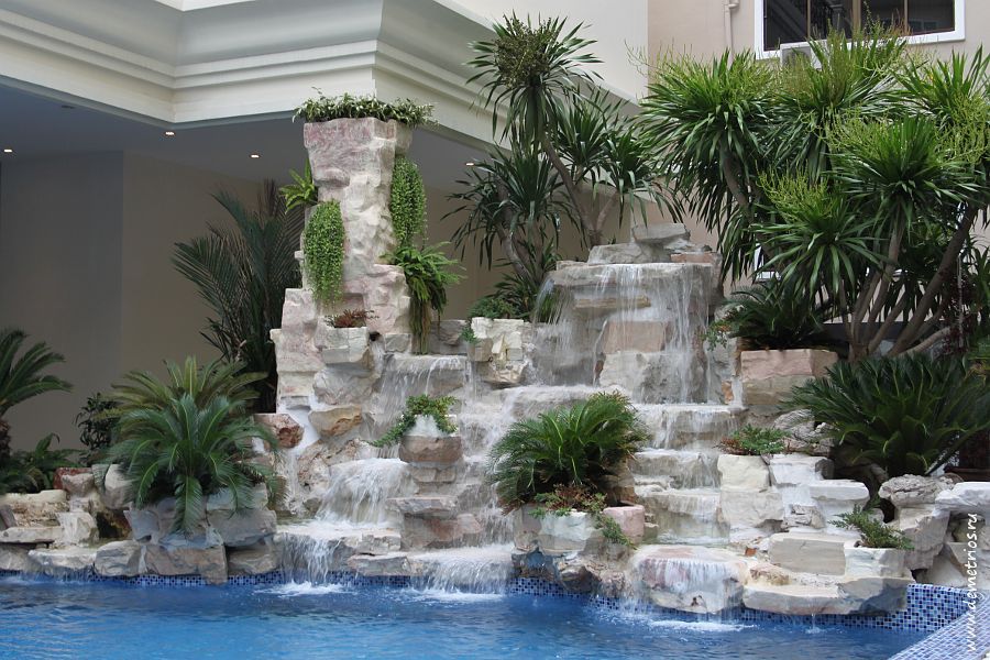 Swimming pool, LK Miracle Suite Hotel, Pattaya
