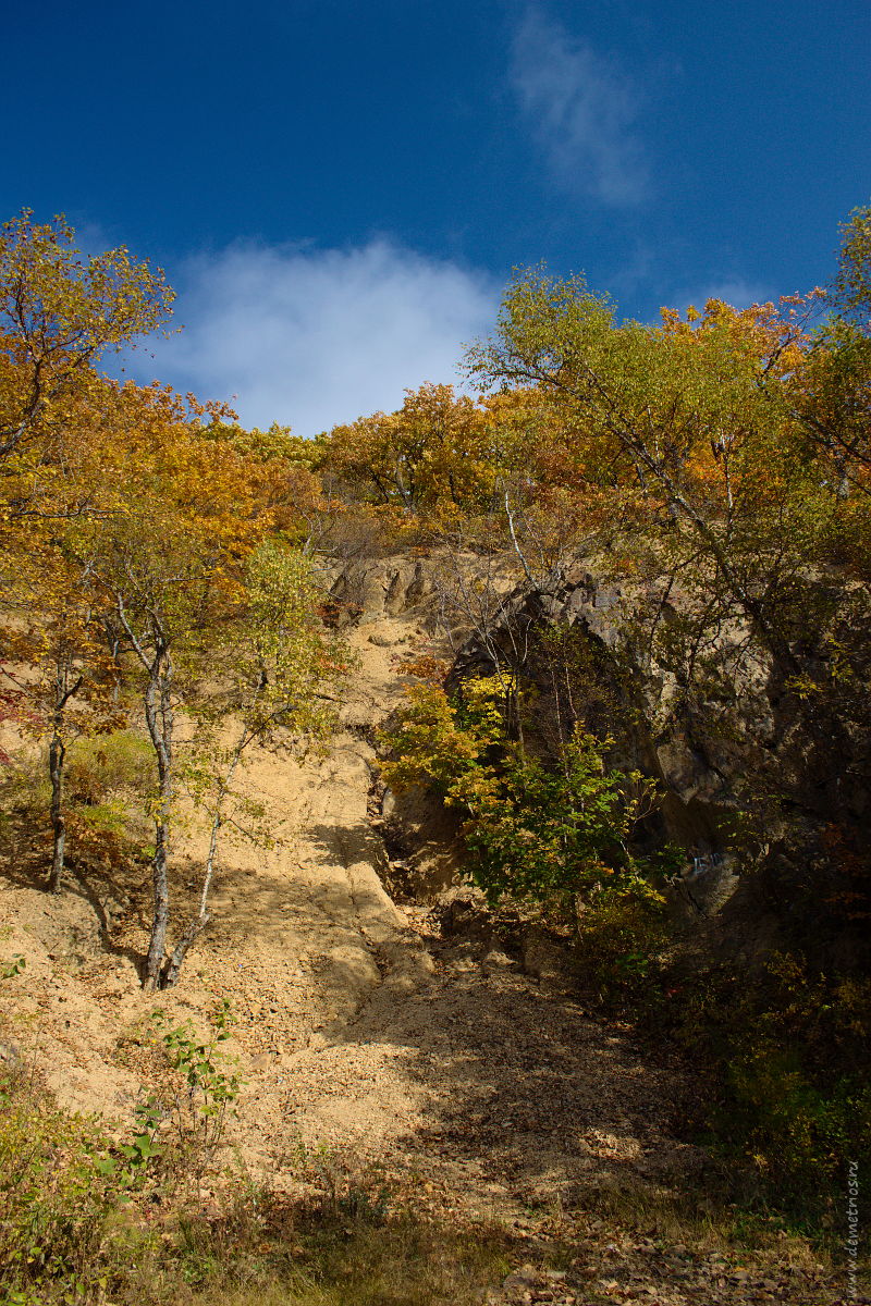 Три пещеры, Царский недостроенный тоннельный пороховой погреб № 11, Владивосток, Three caves in Vladivostok