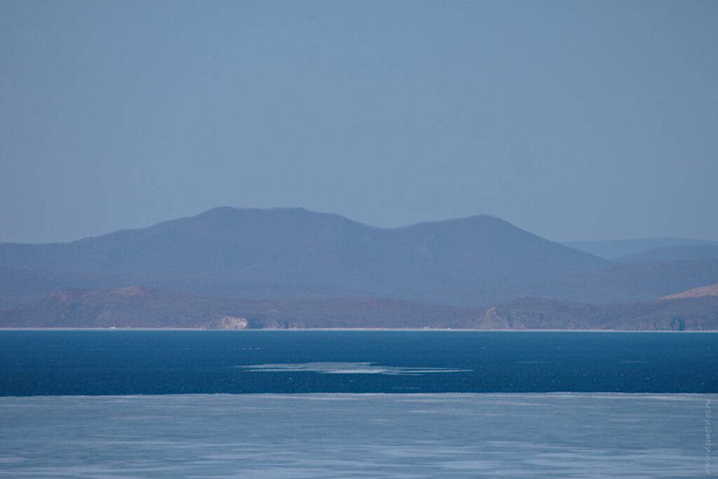 Новое море года. Амурский залив освобождается ото льда